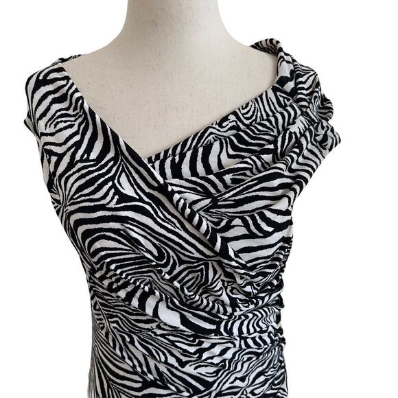 Vince Camuto Stretchy Zebra Animal Print Asymmetrical Cap Sleeve Long Top M - Picture 2 of 7